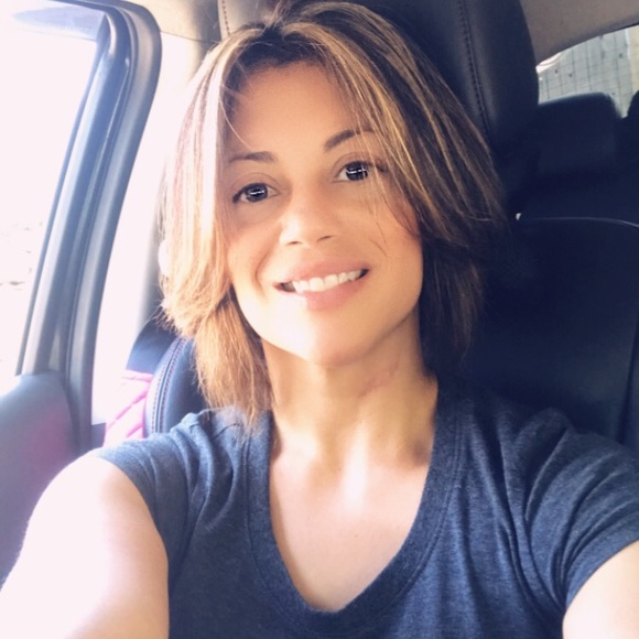 Meet your Posher, Jessica - Picture 1 of 1